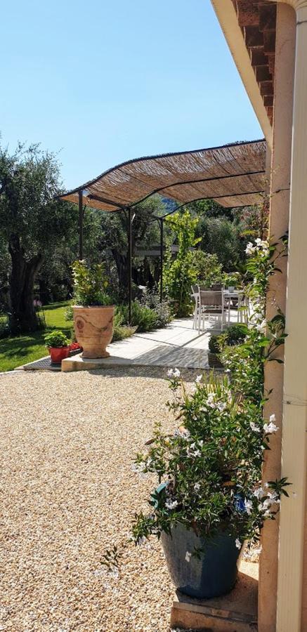 La Bastide Aux Oliviers Hotel Tourrettes-sur-Loup Kültér fotó