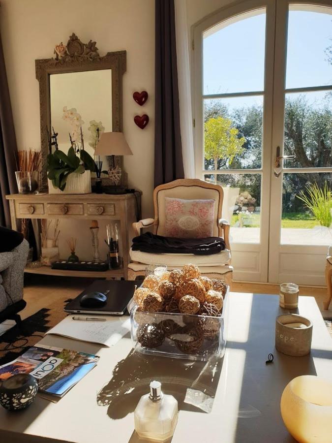 La Bastide Aux Oliviers Hotel Tourrettes-sur-Loup Kültér fotó
