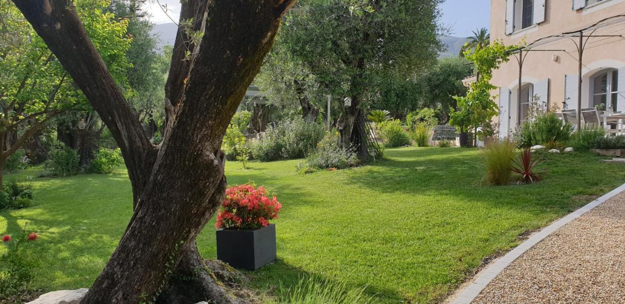 La Bastide Aux Oliviers Hotel Tourrettes-sur-Loup Kültér fotó