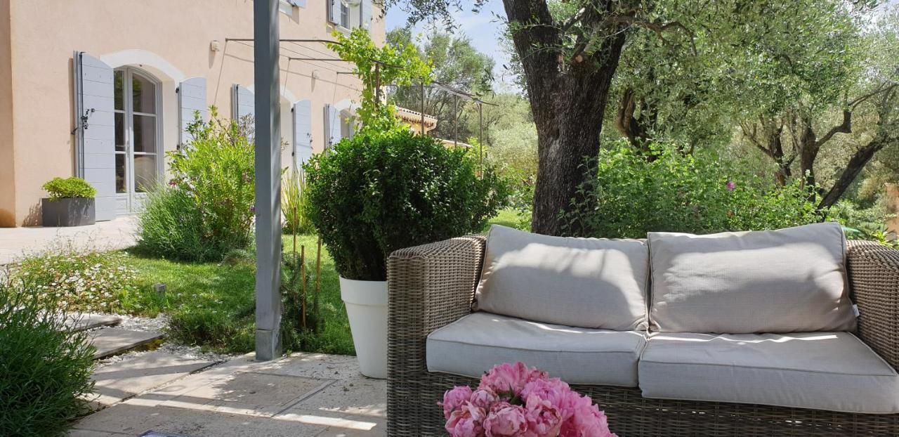 La Bastide Aux Oliviers Hotel Tourrettes-sur-Loup Kültér fotó