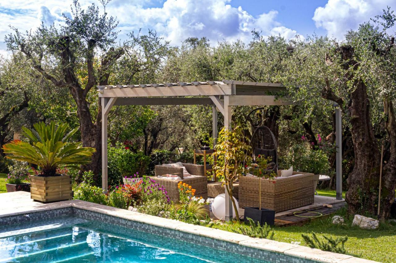 La Bastide Aux Oliviers Hotel Tourrettes-sur-Loup Kültér fotó